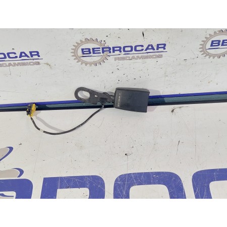 Recambio de anclaje cinturon para mercedes-benz clase a (w169) 1.7 cat referencia OEM IAM A1698603069  
