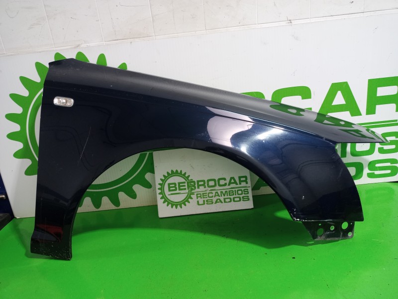 Recambio de aleta delantera derecha para audi a6 berlina (4f2) 2.4 referencia OEM IAM 4F0821104A  