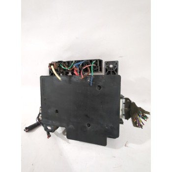Recambio de caja reles / fusibles para peugeot 4007 (vu_, vv_) 2.2 hdi referencia OEM IAM 8637A318  