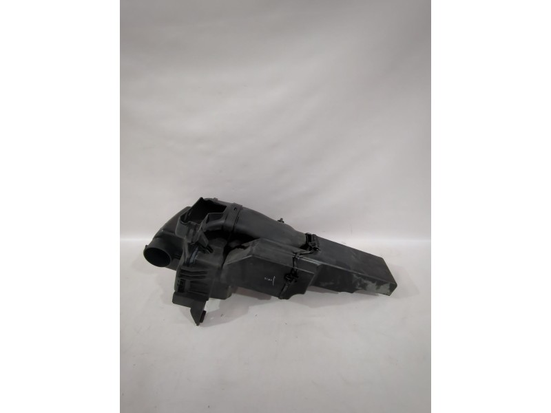 Recambio de caja filtro aire para hyundai i20 i (pb, pbt) 1.2 referencia OEM IAM 281121J000  