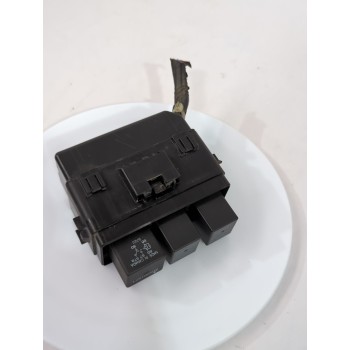 Recambio de caja reles / fusibles para peugeot 4007 (vu_, vv_) 2.2 hdi referencia OEM IAM 8565A089  