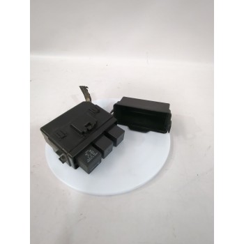 Recambio de caja reles / fusibles para peugeot 4007 (vu_, vv_) 2.2 hdi referencia OEM IAM 8565A089  