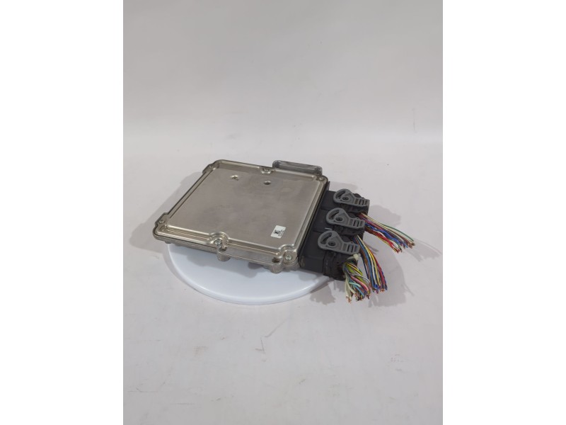 Recambio de centralita motor uce para peugeot 4007 (vu_, vv_) 2.2 hdi referencia OEM IAM 9663757980 / 0281013666  