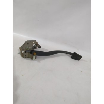Recambio de pedal embrague para hyundai i20 i (pb, pbt) 1.2 referencia OEM IAM 328201J100 / 32802Q0300  