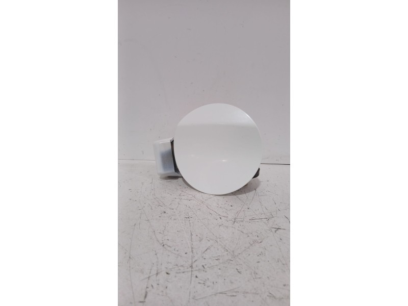 Recambio de tapa exterior combustible para hyundai i20 i (pb, pbt) 1.2 referencia OEM IAM 685101J000  