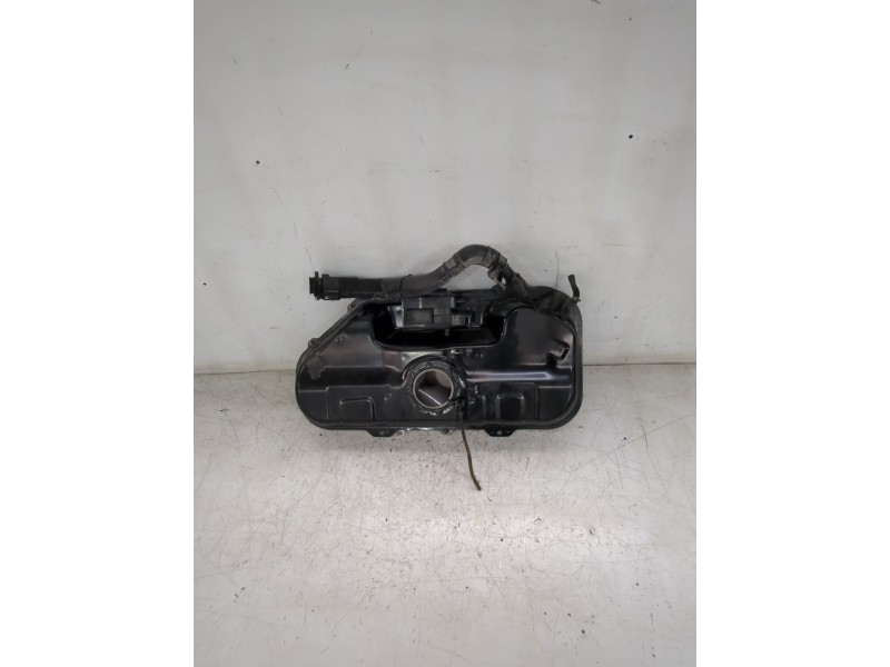 Recambio de deposito combustible para hyundai i20 i (pb, pbt) 1.2 referencia OEM IAM 311501J000  