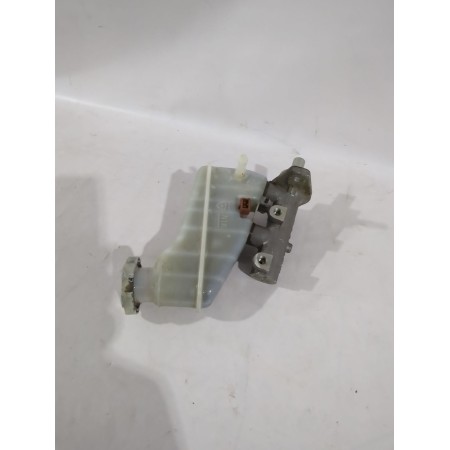 Recambio de bomba freno para hyundai i20 i (pb, pbt) 1.2 referencia OEM IAM 585101J100  