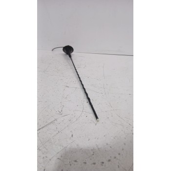 Recambio de antena para hyundai i20 i (pb, pbt) 1.2 referencia OEM IAM 962201J100  
