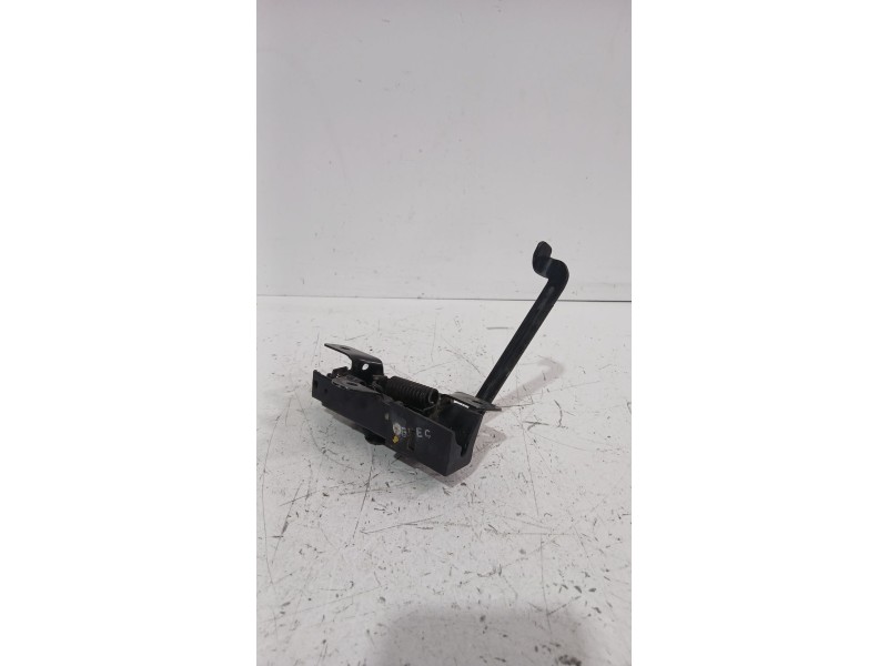 Recambio de cerradura capo para hyundai i20 i (pb, pbt) 1.2 referencia OEM IAM 811301J000  