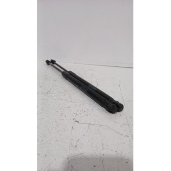 Recambio de amortiguadores maletero / porton para hyundai i20 i (pb, pbt) 1.2 referencia OEM IAM 817804P000  