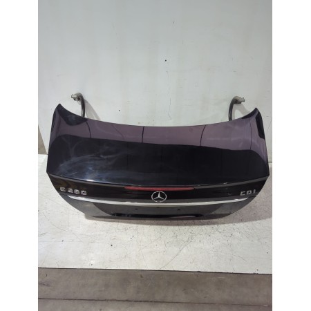 Recambio de porton trasero para mercedes-benz clase e (w211) e 280 cdi (211.020) referencia OEM IAM A2117500075  