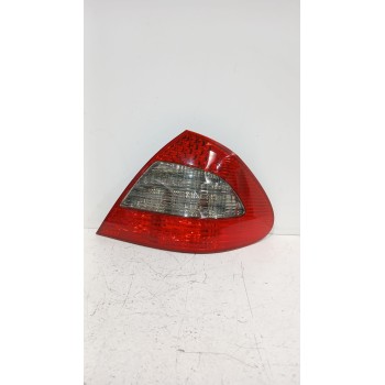 Recambio de piloto trasero derecho para mercedes-benz clase e (w211) e 280 cdi (211.020) referencia OEM IAM A2118202664  