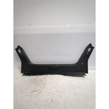 Recambio de moldura para mercedes-benz clase e (w211) e 280 cdi (211.020) referencia OEM IAM A2116900641  