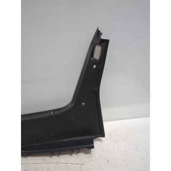 Recambio de moldura para mercedes-benz clase e (w211) e 280 cdi (211.020) referencia OEM IAM A2116900641  