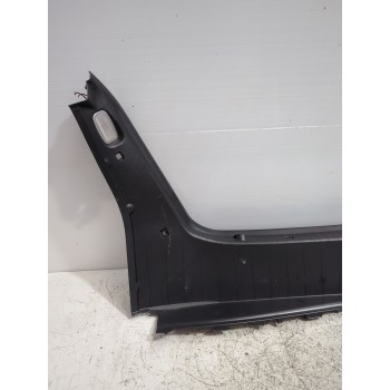 Recambio de moldura para mercedes-benz clase e (w211) e 280 cdi (211.020) referencia OEM IAM A2116900641  