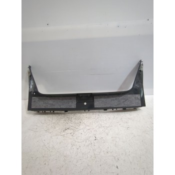 Recambio de moldura para mercedes-benz clase e (w211) e 280 cdi (211.020) referencia OEM IAM A2116900641  