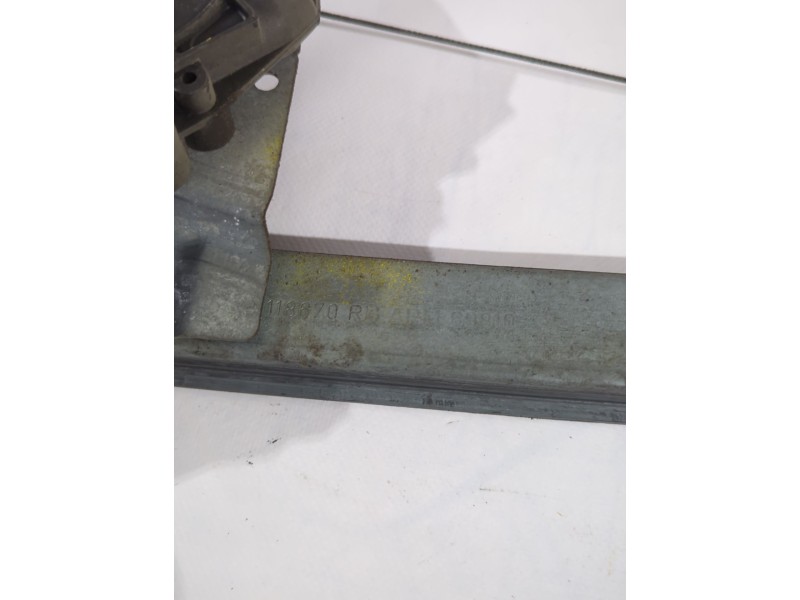 Recambio de elevalunas delantero derecho para peugeot 107 (pm_, pn_) 1.4 hdi referencia OEM IAM 9222T6/118670RH  