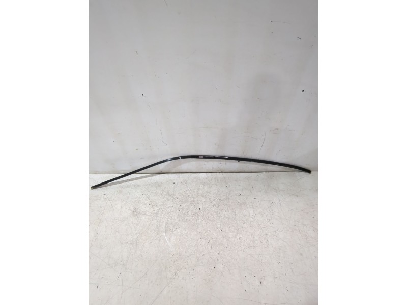 Recambio de moldura para mercedes-benz clase e (w211) e 280 cdi (211.020) referencia OEM IAM A167690380 / A1173L  