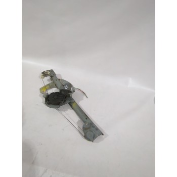 Recambio de elevalunas delantero izquierdo para peugeot 107 (pm_, pn_) 1.4 hdi referencia OEM IAM 9221T8/ARM69820  