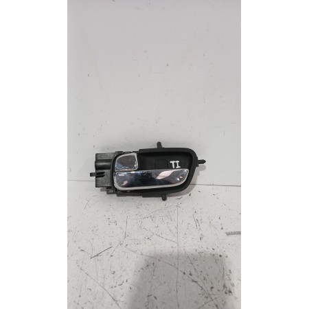 Recambio de maneta interior trasera izquierda para hyundai i20 i (pb, pbt) 1.2 referencia OEM IAM 826101J000  