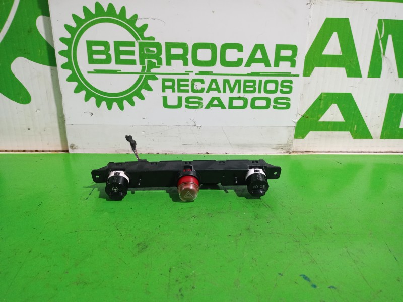 Recambio de warning para fiat 500 cabrio (150) lounge referencia OEM IAM 735451108  