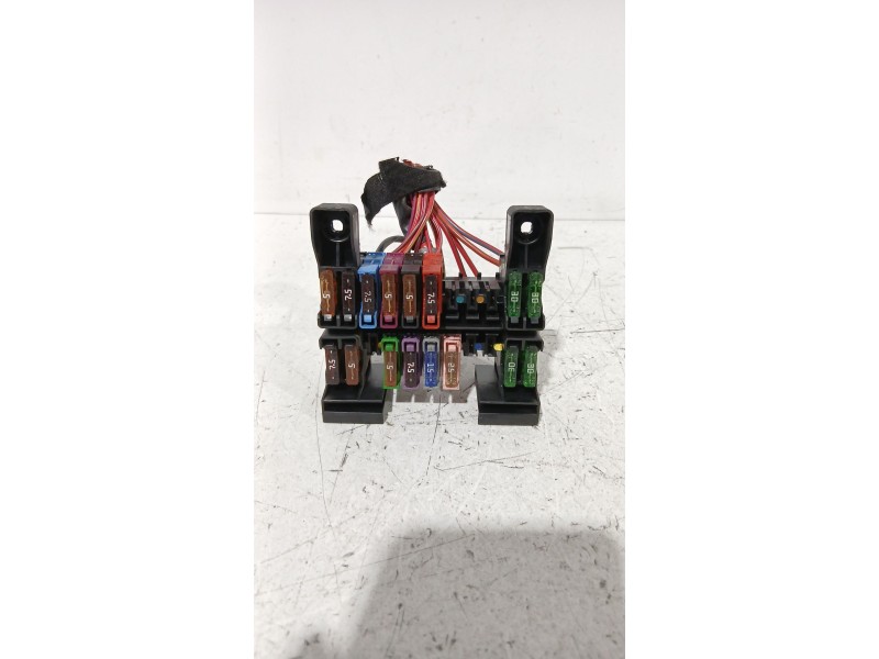 Recambio de caja reles / fusibles para mercedes-benz clase e (w211) e 280 cdi (211.020) referencia OEM IAM 2115450301  