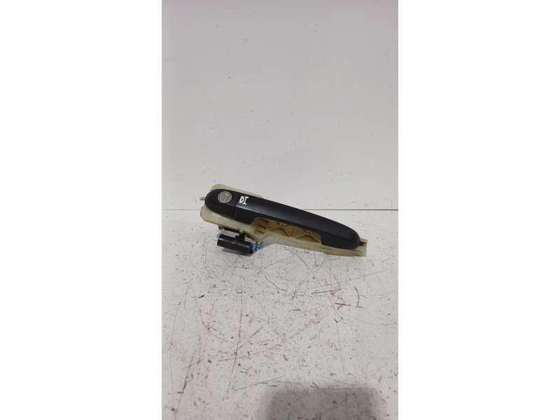 Recambio de maneta exterior delantera izquierda para hyundai i20 i (pb, pbt) 1.2 referencia OEM IAM 826511J000CA  
