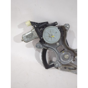 Recambio de elevalunas delantero izquierdo para hyundai i20 i (pb, pbt) 1.2 referencia OEM IAM 824031J010 / 988101J100 / 2621004