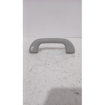 ASIDERO TECHO TRASERO DERECHO 853421J000 