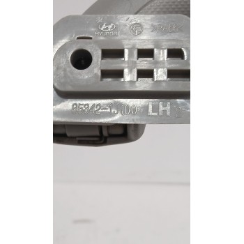 Recambio de asidero techo trasero izquierdo para hyundai i20 i (pb, pbt) 1.2 referencia OEM IAM 853421J000  