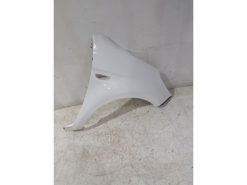 Recambio de aleta delantera derecha para hyundai i20 i (pb, pbt) 1.2 referencia OEM IAM 663211J000  