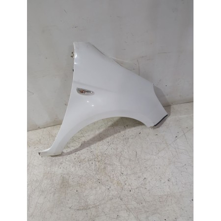 Recambio de aleta delantera derecha para hyundai i20 i (pb, pbt) 1.2 referencia OEM IAM 663211J000  