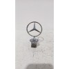 Recambio de emblema para mercedes-benz clase e (w211) e 280 cdi (211.020) referencia OEM IAM A2218800086  