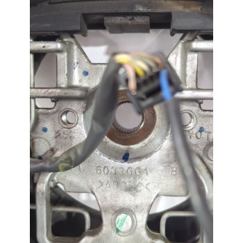 Recambio de volante para toyota corolla (_e12_) 2.0 d-4d (cde120r_, cde120l_) referencia OEM IAM 6033661  