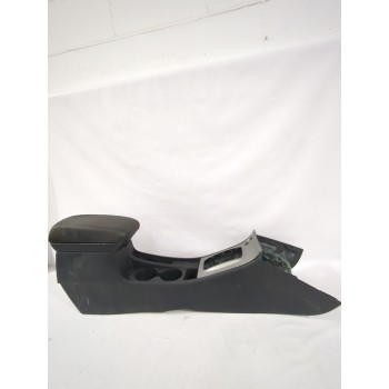 Recambio de consola central para toyota corolla (_e12_) 2.0 d-4d (cde120r_, cde120l_) referencia OEM IAM 5890102110B0  