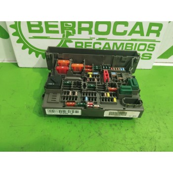 CAJA RELES / FUSIBLES 911944603 