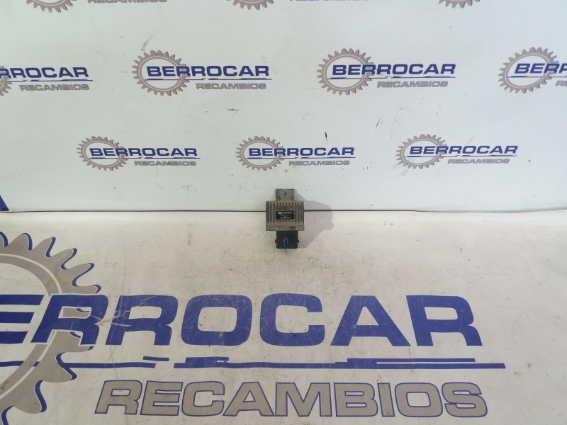 Recambio de caja precalentamiento para peugeot 206 berlina 1.9 diesel referencia OEM IAM 964046980  