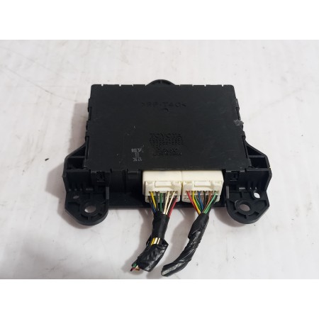 Recambio de modulo electronico para toyota prius (nhw20) basis referencia OEM IAM 8865047051  