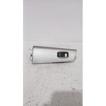 Recambio de mando elevalunas delantero derecho para toyota corolla (_e12_) 2.0 d-4d (cde120r_, cde120l_) referencia OEM IAM 8480