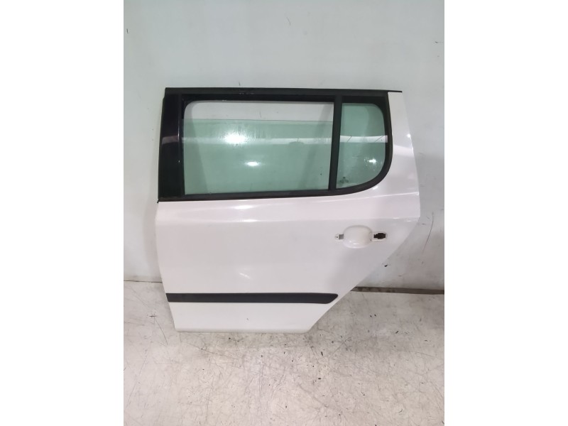 Recambio de puerta trasera izquierda para skoda fabia ii (542) 1.2 referencia OEM IAM 5J6833055  
