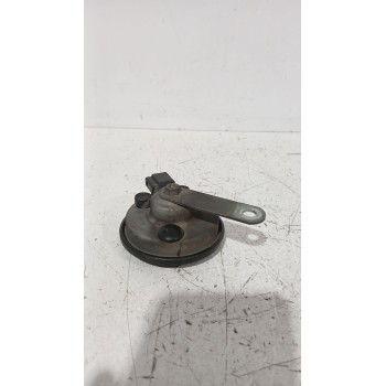 Recambio de claxon para toyota corolla (_e12_) 2.0 d-4d (cde120r_, cde120l_) referencia OEM IAM A28657625  