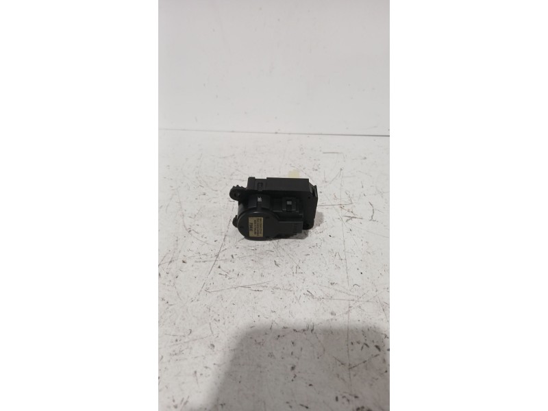 Recambio de motor apertura trampilla para peugeot 4007 (vu_, vv_) 2.2 hdi referencia OEM IAM CSA512T010  