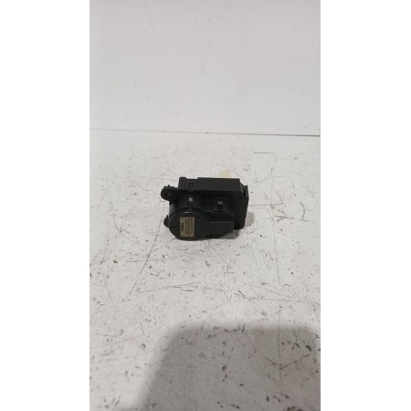 Recambio de motor apertura trampilla para peugeot 4007 (vu_, vv_) 2.2 hdi referencia OEM IAM CSA512T010  