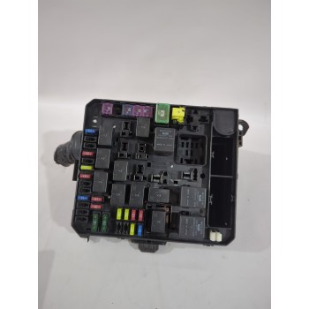 CAJA RELES / FUSIBLES 6500FY / PR06102000 