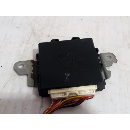 Recambio de modulo electronico para toyota prius (nhw20) basis referencia OEM IAM 8999047023  