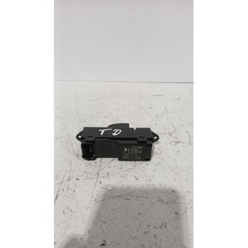 Recambio de mando elevalunas trasero derecho para peugeot 4007 (vu_, vv_) 2.2 hdi referencia OEM IAM 6590AQ  