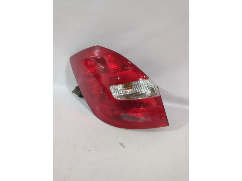 Recambio de piloto trasero izquierdo para skoda fabia ii (542) 1.2 referencia OEM IAM 5J6945111  