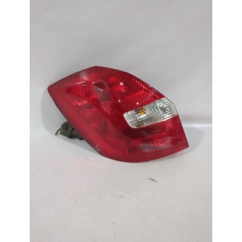 Recambio de piloto trasero izquierdo para skoda fabia ii (542) 1.2 referencia OEM IAM 5J6945111  