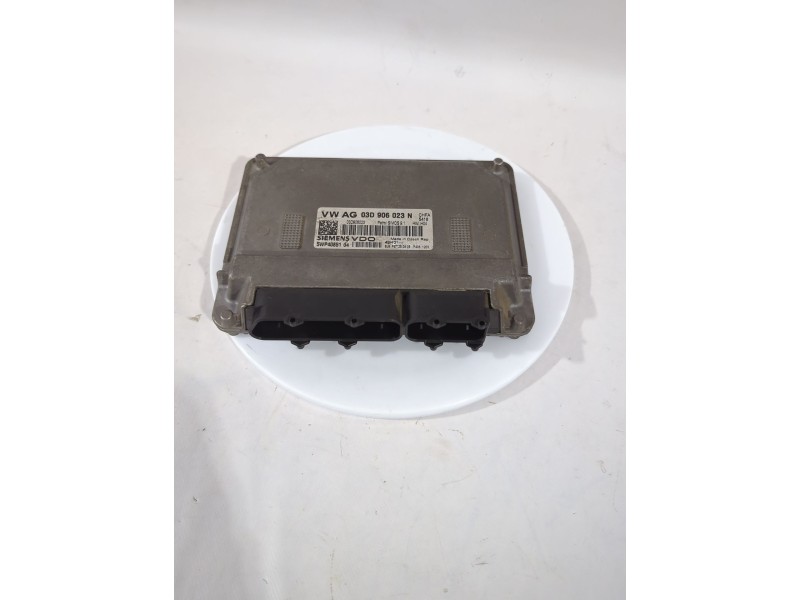 Recambio de centralita motor uce para skoda fabia ii (542) 1.2 referencia OEM IAM VWAG03D906023N / 5WP4085104  