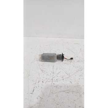 LUZ INTERIOR 6L0947415 